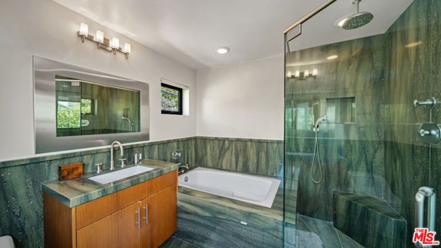 25250 Malibu Road, Malibu, CA 90265