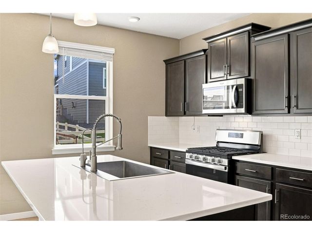 4830 Fiadore Ln, Castle Rock, CO 80104