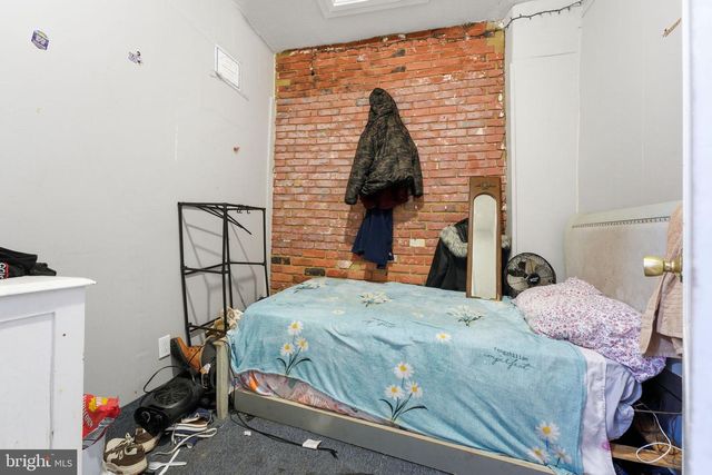 46 S MAPLE AVE, Lansdowne, PA 19050