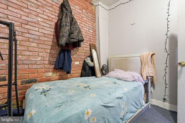 46 S MAPLE AVE, Lansdowne, PA 19050