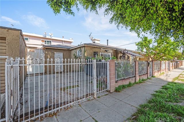 1302 N Wilmington Boulevard, Wilmington, CA 90744