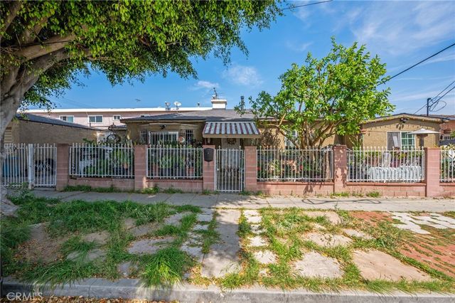1302 N Wilmington Boulevard, Wilmington, CA 90744