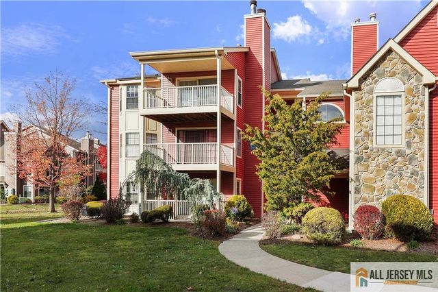 273 Crosspointe Drive 273, East Brunswick, NJ 08816