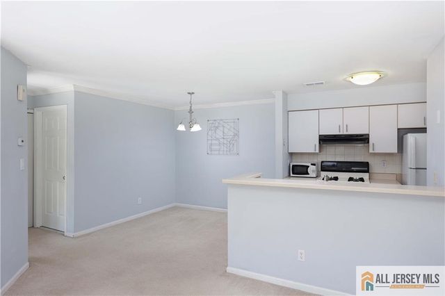 273 Crosspointe Drive 273, East Brunswick, NJ 08816