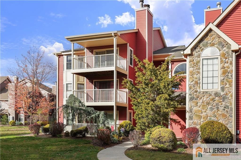 273 Crosspointe Drive 273, East Brunswick, NJ 08816