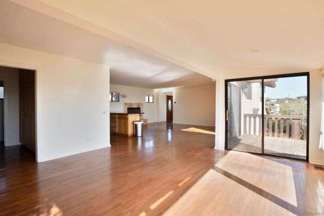 1341 Plum St, San Diego, CA 92106