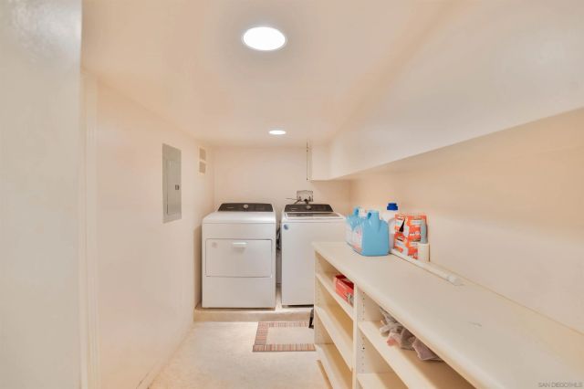 1341 Plum St, San Diego, CA 92106