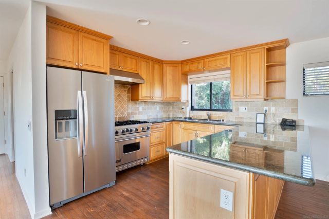 1341 Plum St, San Diego, CA 92106