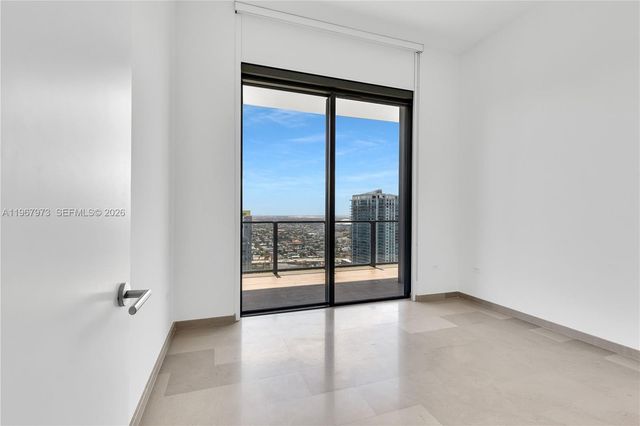 68 SE 6th St 4110, Miami, FL 33131