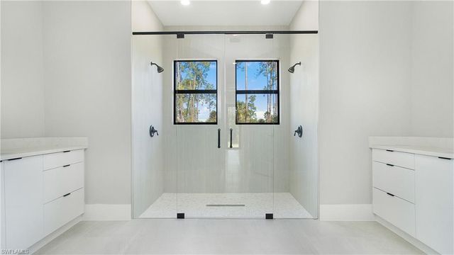 3518 2nd AVE SE, Naples, FL 34117