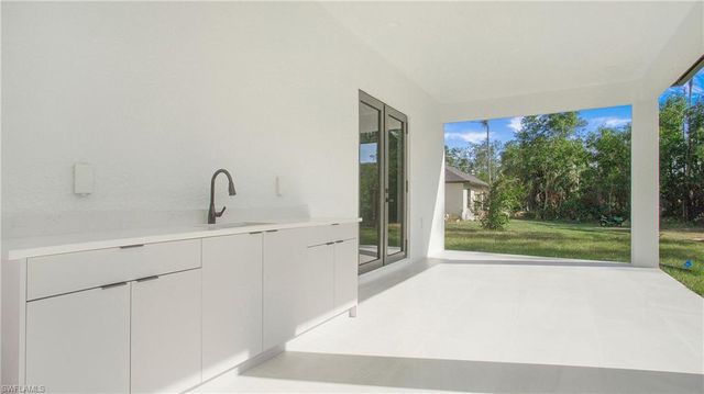 3518 2nd AVE SE, Naples, FL 34117