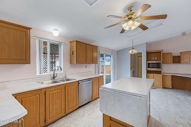 9009 E ELLASAR Avenue, Mesa, AZ 85208