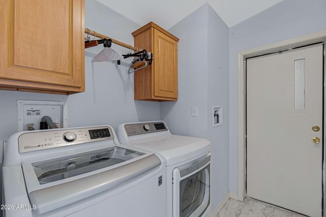 9009 E ELLASAR Avenue, Mesa, AZ 85208