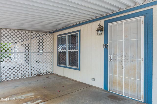 9009 E ELLASAR Avenue, Mesa, AZ 85208