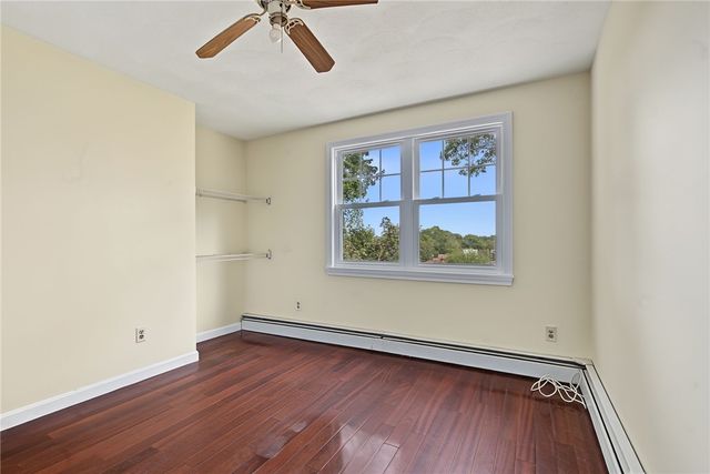 29 Stillwater Avenue, Providence, RI 02908