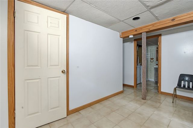 29 Stillwater Avenue, Providence, RI 02908