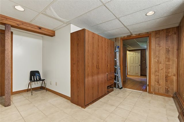 29 Stillwater Avenue, Providence, RI 02908
