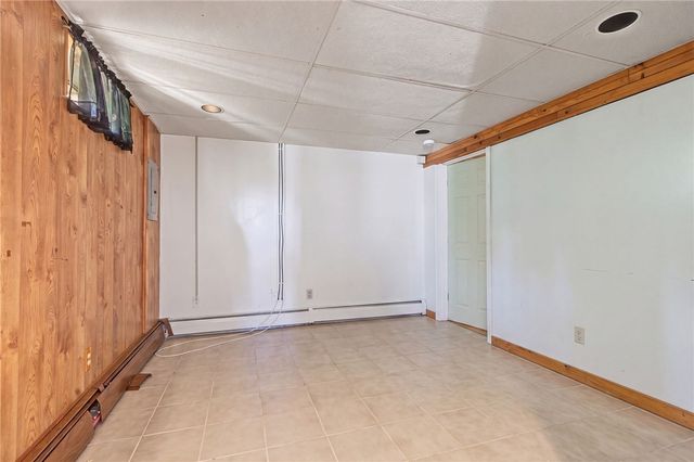 29 Stillwater Avenue, Providence, RI 02908
