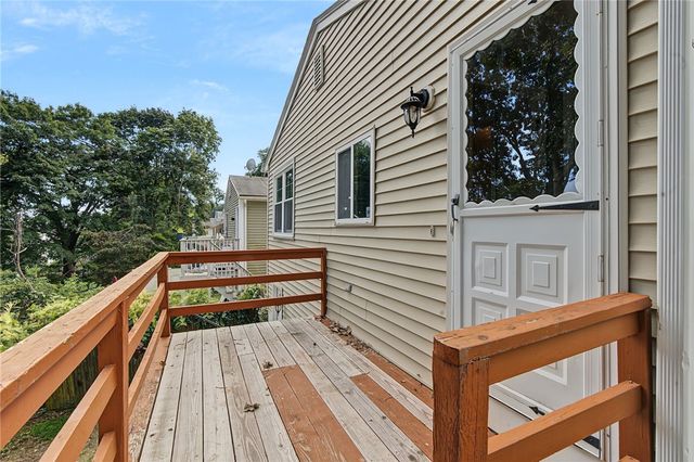 29 Stillwater Avenue, Providence, RI 02908