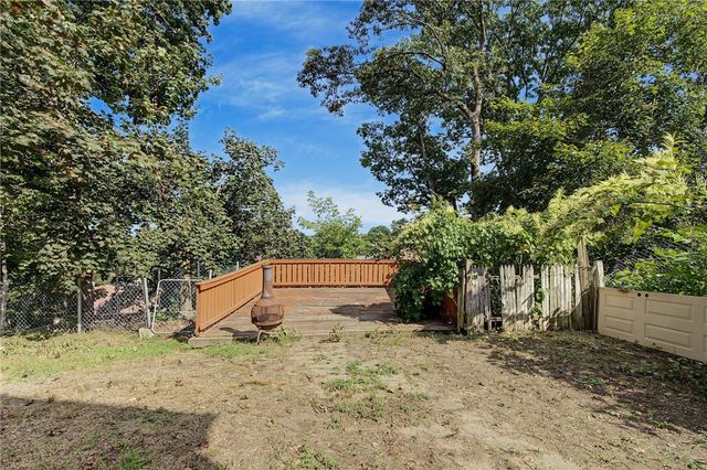 29 Stillwater Avenue, Providence, RI 02908