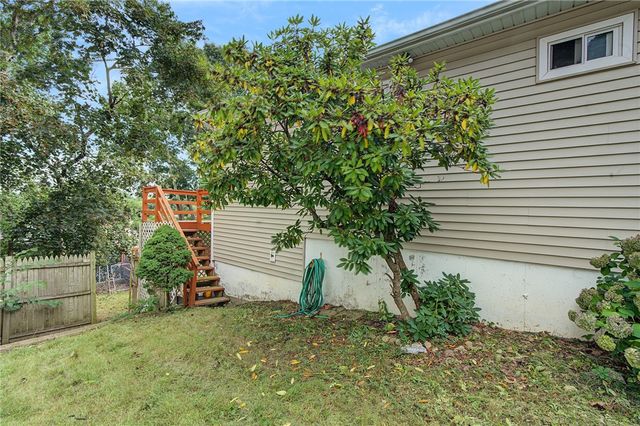 29 Stillwater Avenue, Providence, RI 02908