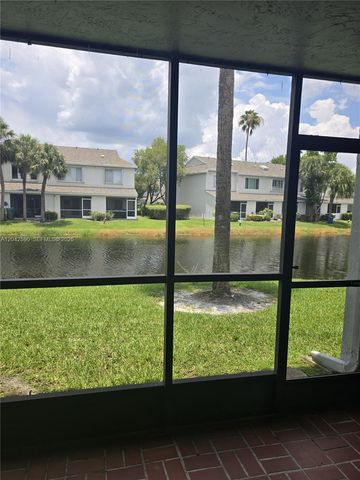 16581 Blatt Blvd 104, Weston, FL 33326