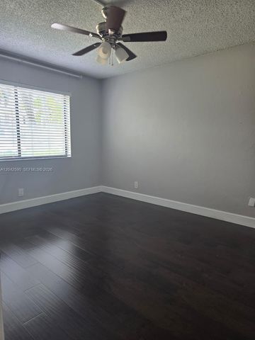 16581 Blatt Blvd 104, Weston, FL 33326
