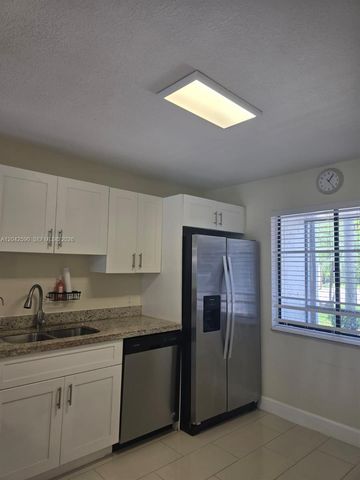 16581 Blatt Blvd 104, Weston, FL 33326