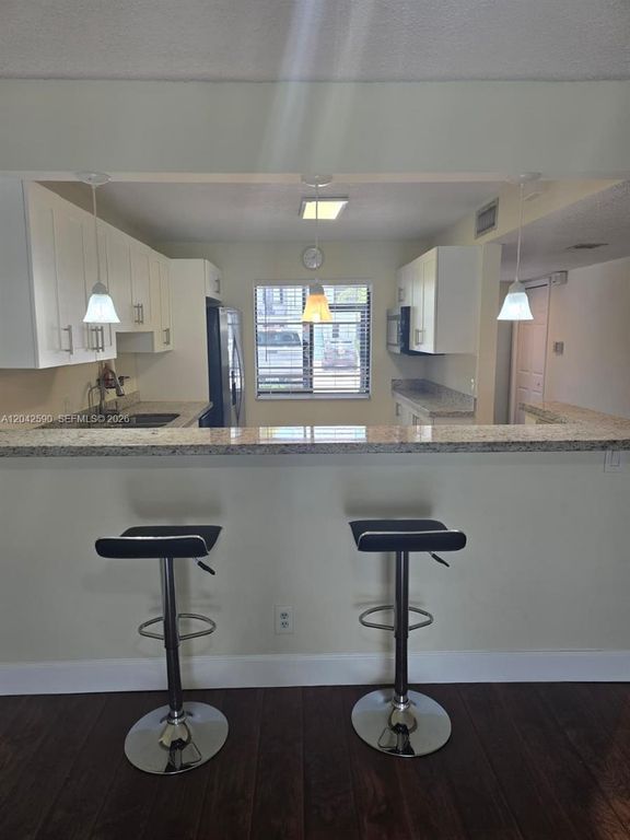 16581 Blatt Blvd 104, Weston, FL 33326