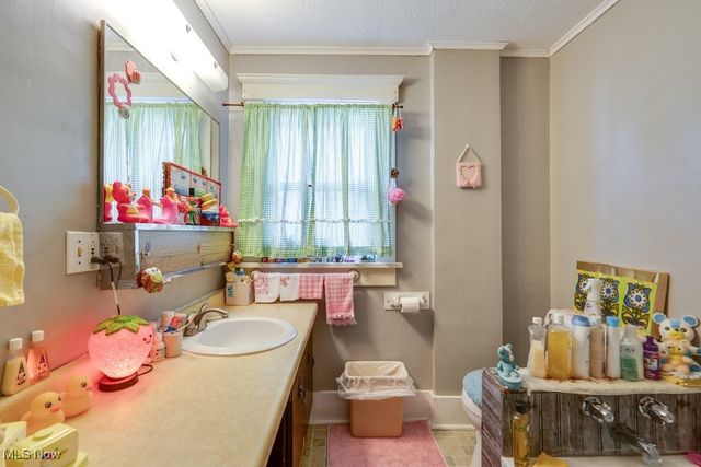 1316 18th Street NW, Canton, OH 44703