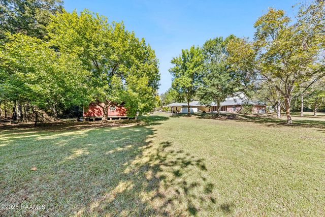 419 Copperfield Way, Youngsville, LA 70592