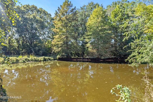 419 Copperfield Way, Youngsville, LA 70592