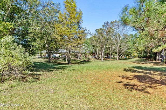 419 Copperfield Way, Youngsville, LA 70592
