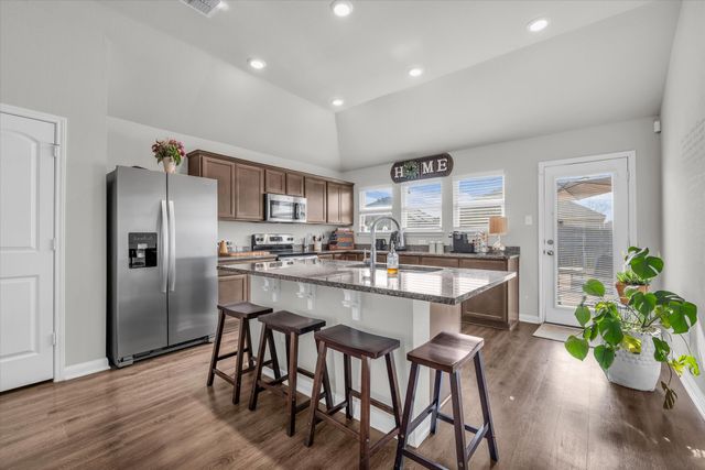 4141 Riata Ranch Road, Waco, TX 76705