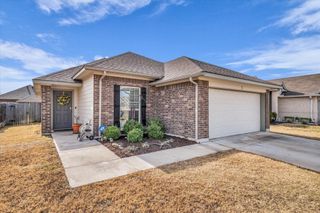 4141 Riata Ranch Road, Waco, TX 76705