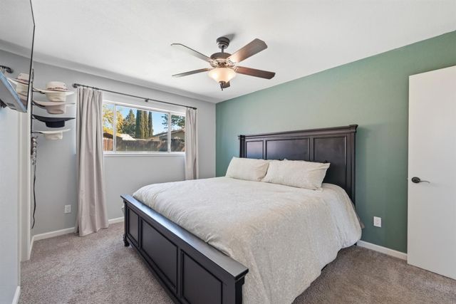 4609 Volo Mine Dr, Diamond Springs, CA 95619