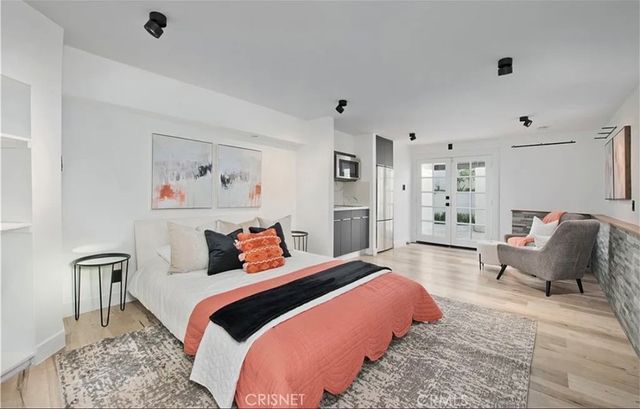 2650 Lisco Pl, Los Angeles, CA 90046