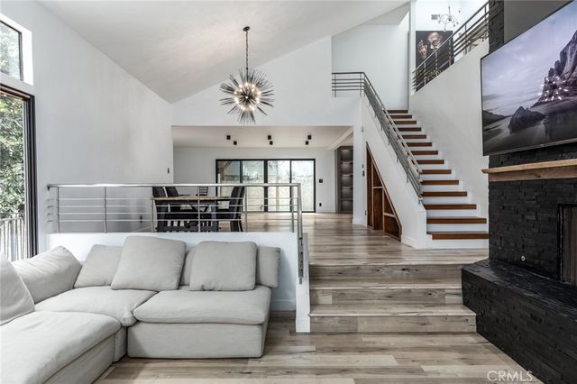 2650 Lisco Pl, Los Angeles, CA 90046