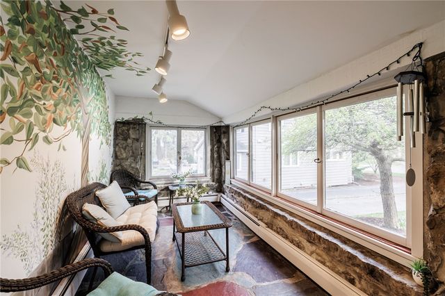 86 Chadbourne Road, Brighton, NY 14618