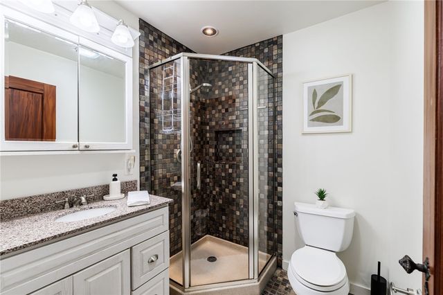 86 Chadbourne Road, Brighton, NY 14618