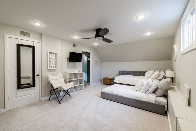 86 Chadbourne Road, Brighton, NY 14618