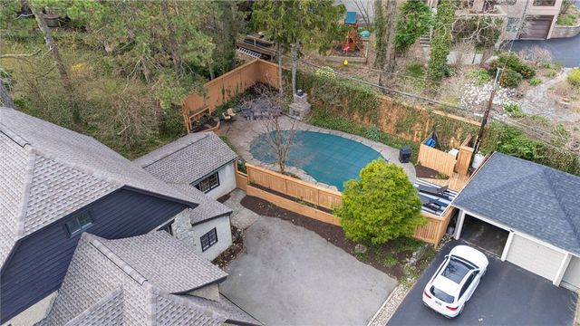 86 Chadbourne Road, Brighton, NY 14618