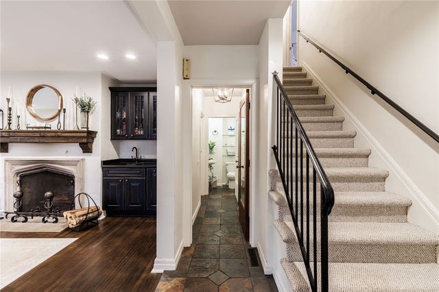 86 Chadbourne Road, Brighton, NY 14618