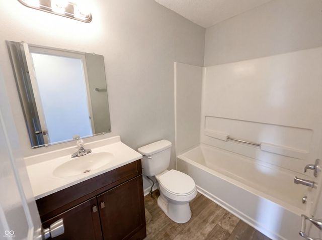 8843 Cardinal Flower Lane, Indianapolis, IN 46231