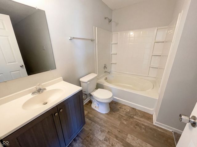 8843 Cardinal Flower Lane, Indianapolis, IN 46231