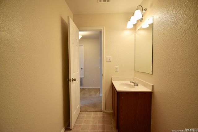 120 TOWER BLUFF, Cibolo, TX 78108