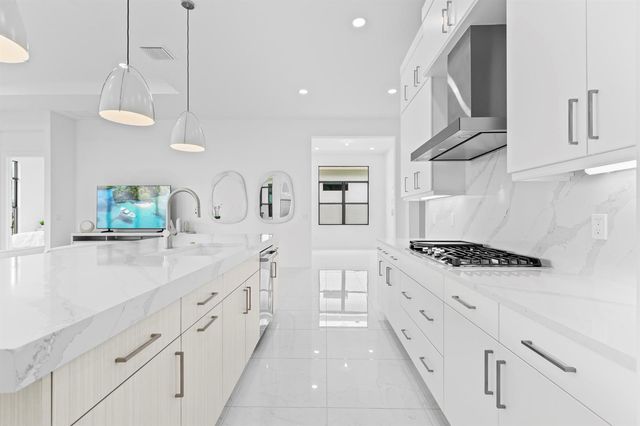 4931 Rivo Alto Circle, Westlake, FL 33470