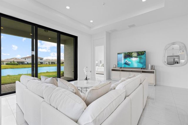 4931 Rivo Alto Circle, Westlake, FL 33470