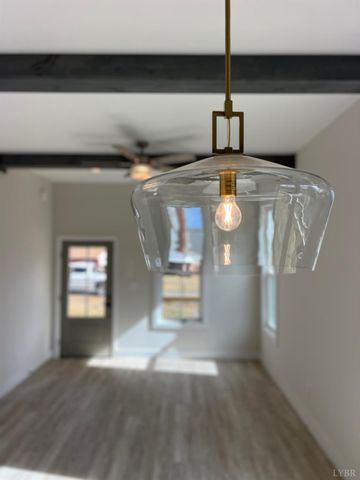 198 Triple Oak Cir., Madison Heights, VA 24572