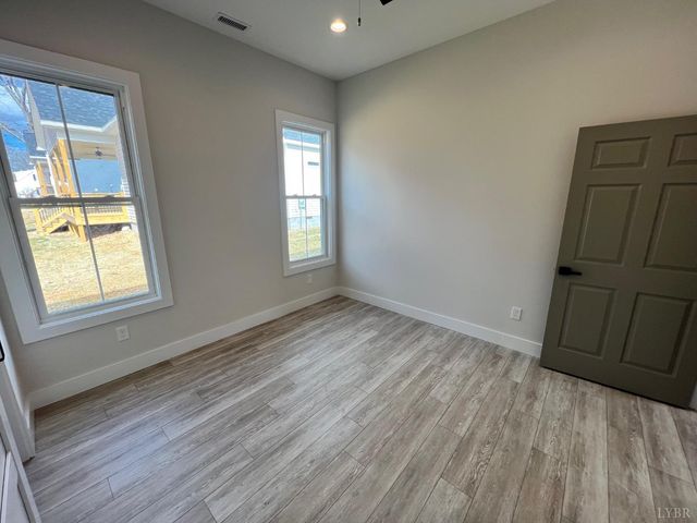 198 Triple Oak Cir., Madison Heights, VA 24572